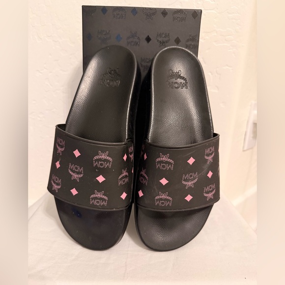 MCM Women Black and Pink Slides EUC worn 2x Box and Dustcover included 39